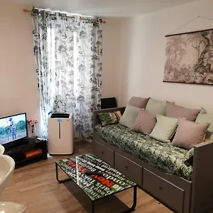 Appartement Coquet 2 Pièces Coeur Vieil, Antibes